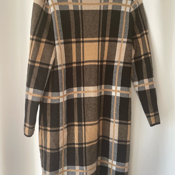 Anne Klein Black and Tan Plaid coat Cardigan with Buckle size M NWOT - Picture 3 of 4